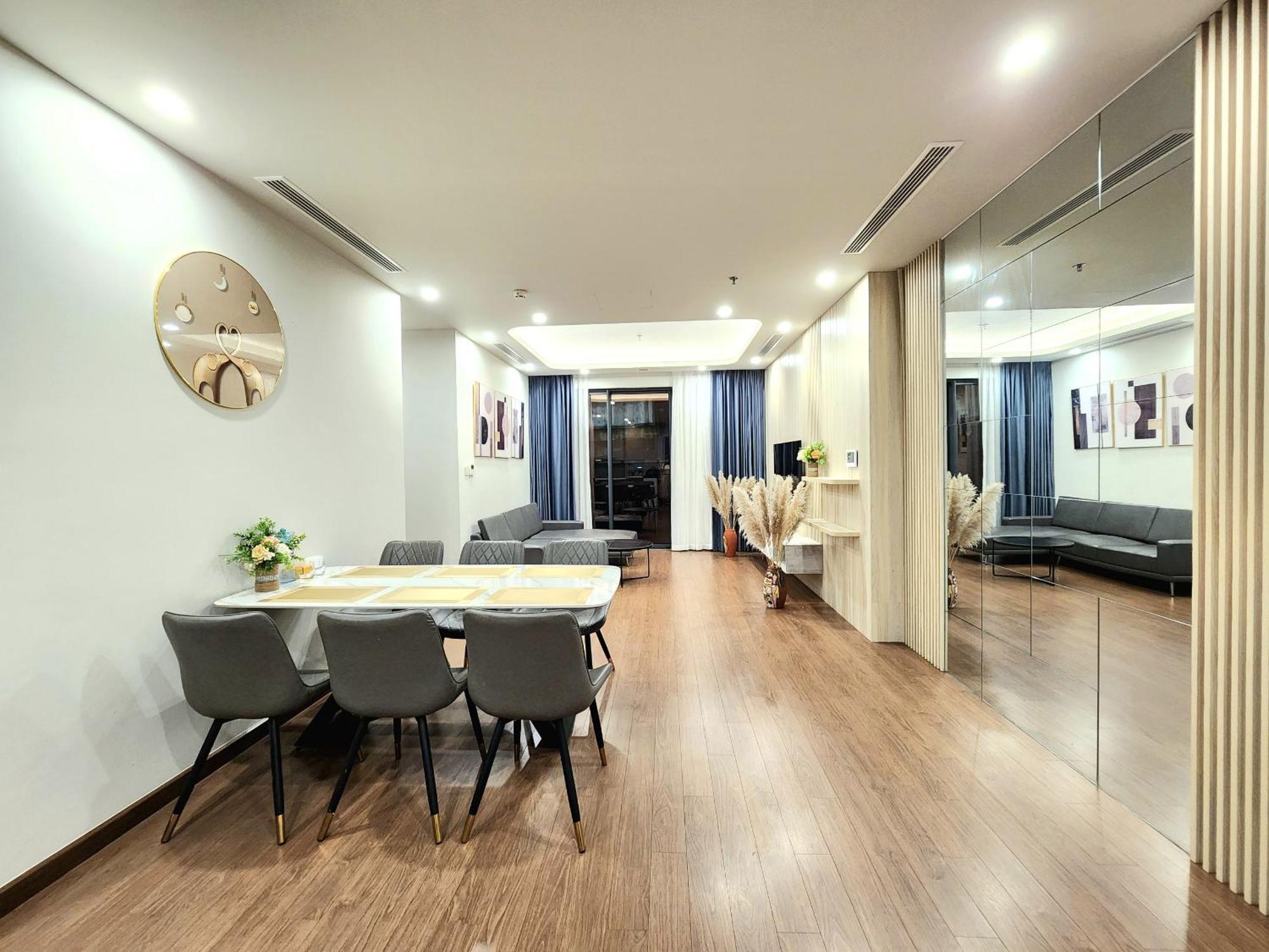 3 Bedroom Tien Nghi Tai The Matrix One * Hà Nội